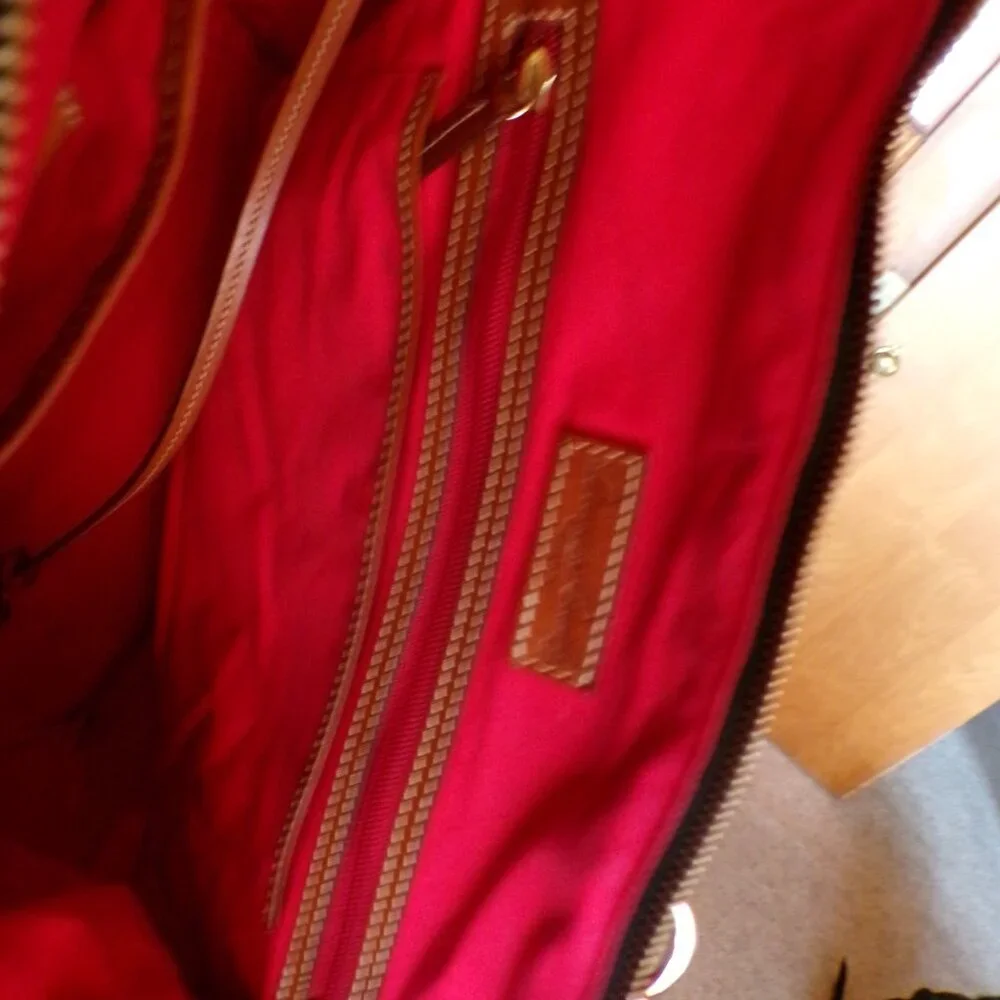 Large Dooney & Burke purse - Picture 9 of 11